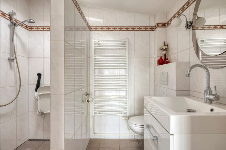 Foto 33 van Duizendschoonstraat 52