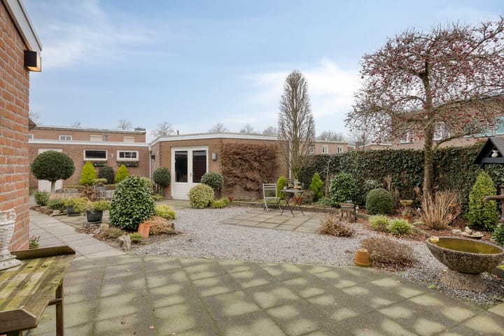 Foto 40 van Duizendschoonstraat 52