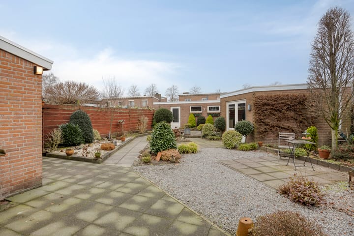 Foto 41 van Duizendschoonstraat 52