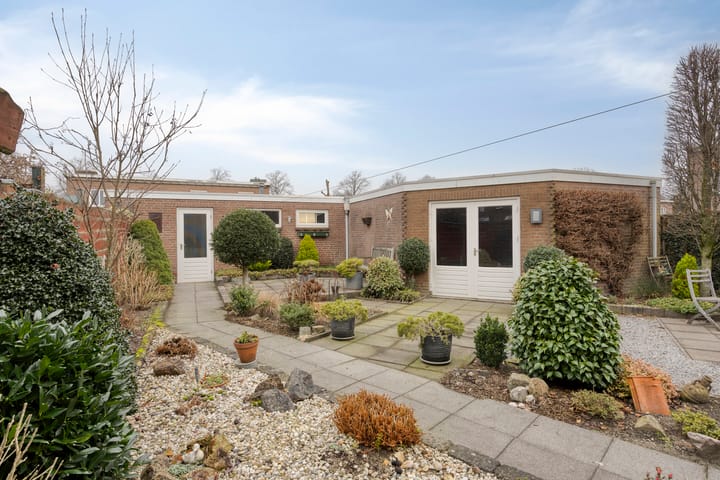 Foto 43 van Duizendschoonstraat 52