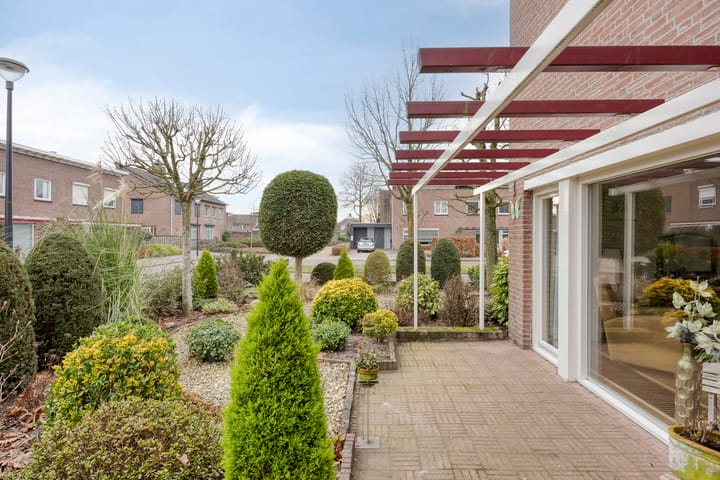 Foto 52 van Duizendschoonstraat 52