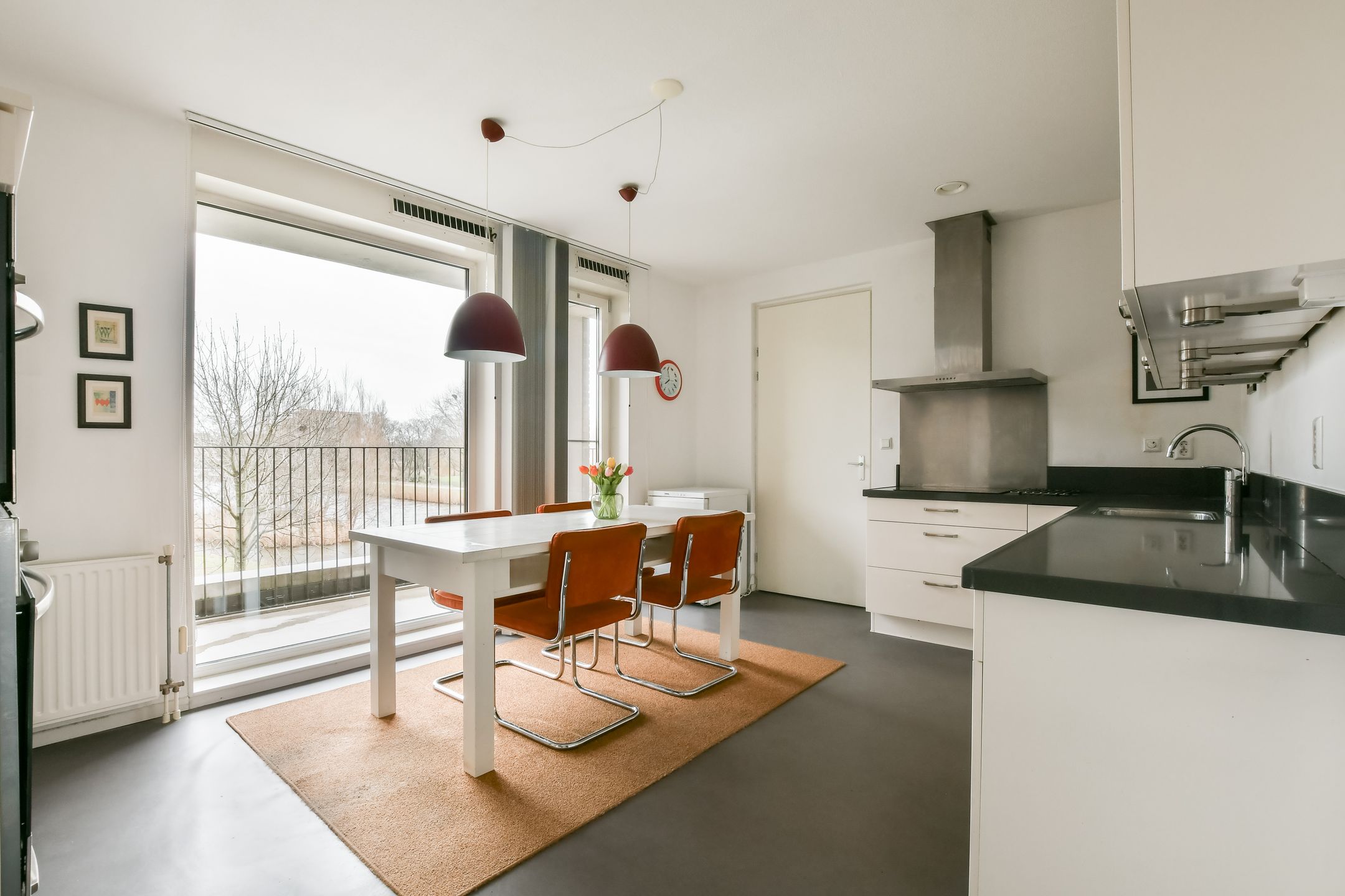 Foto 15 van van Maanenstraat 80