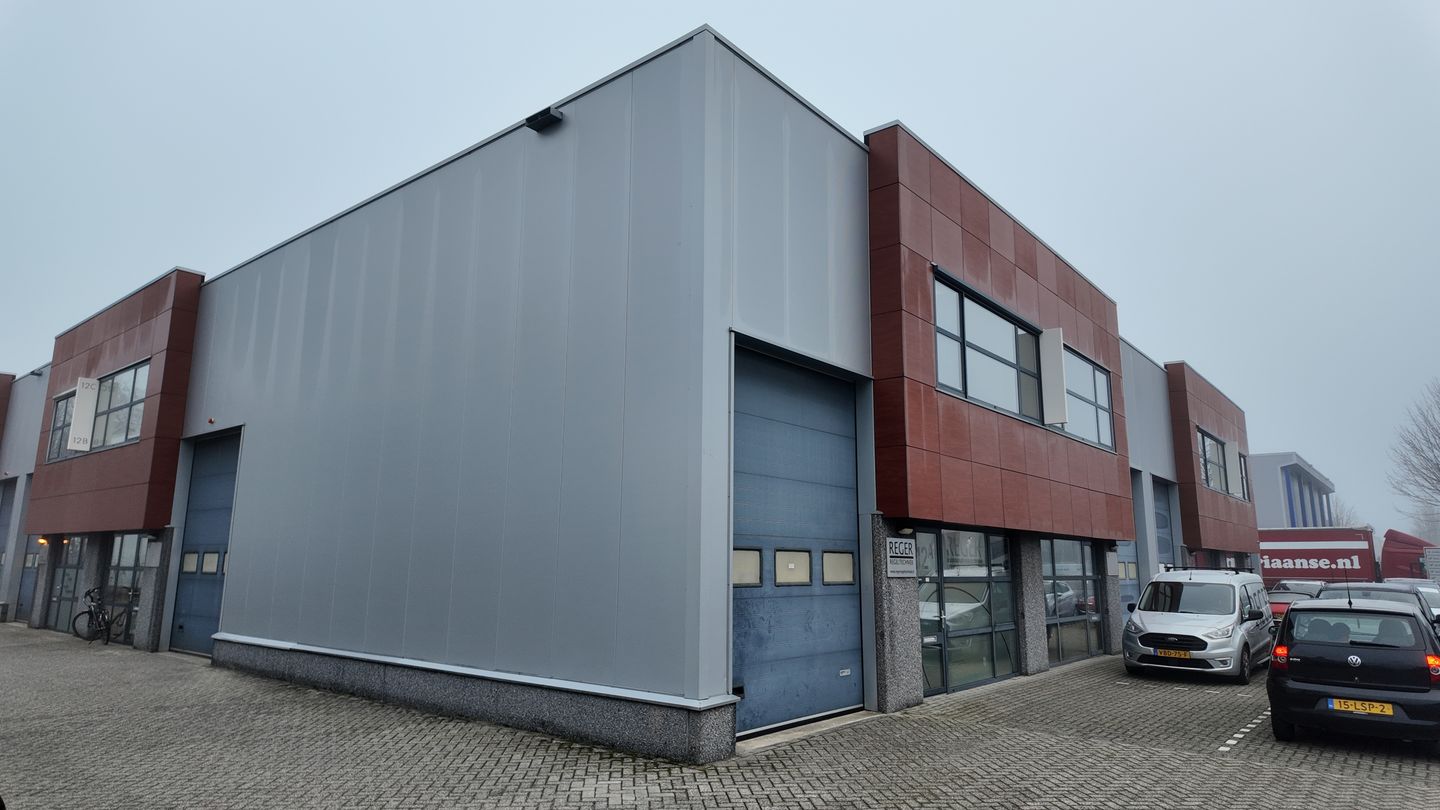 View photo 3 of Sigarenmaker 12-A