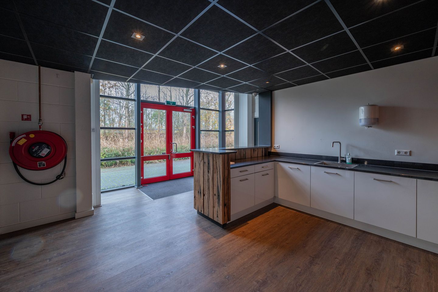 Bekijk foto 4 van Parallelweg 128-D