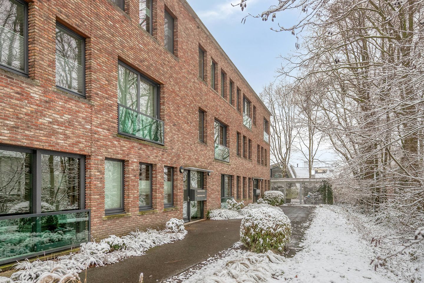 Photo 5 of Bornberg 22