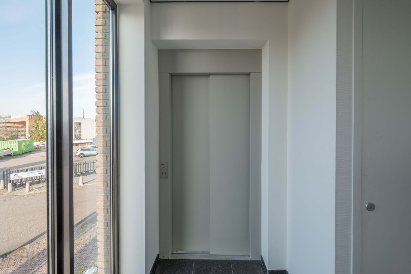 View photo 5 of Westerwerf 7-c