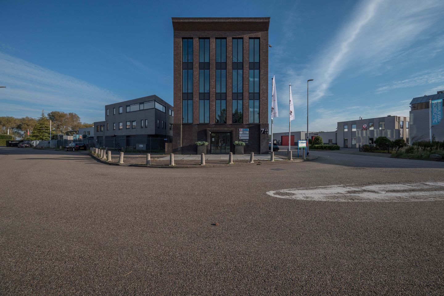 View photo 2 of Westerwerf 7-c