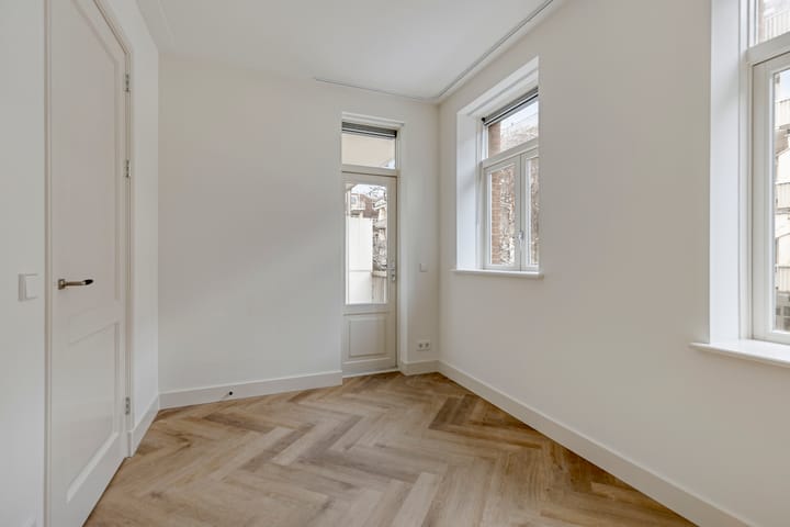 Photo 10 of Amstelkade 47-1