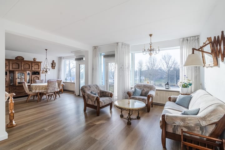 Photo 2 of Clusiuserf 25