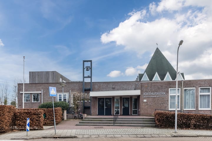 Photo 38 of Clusiuserf 25