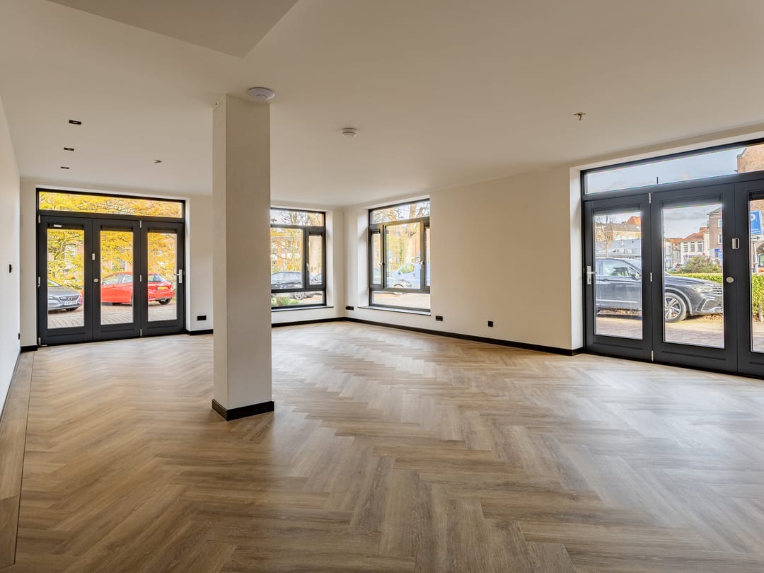 Foto 11 van Broederenkerkplein 1