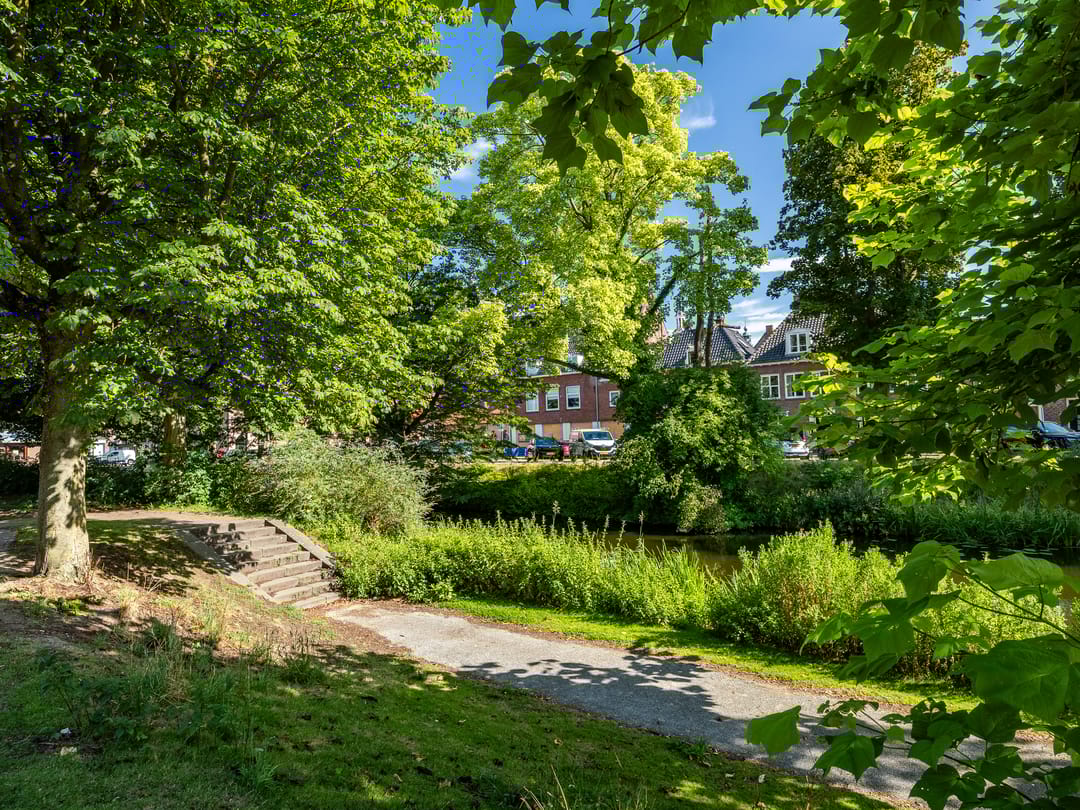 Foto 38 van Broederenkerkplein 1