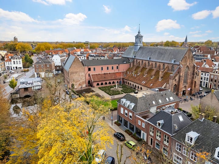 Foto 40 van Broederenkerkplein 1