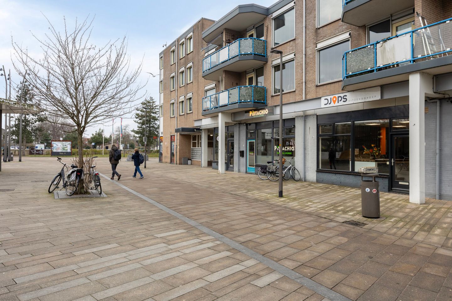 Bekijk foto 3 van Stationsplein 16