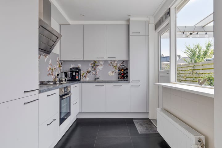 Photo 9 of Engelmanstraat 8