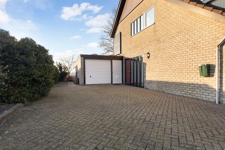 Photo 4 of K. van Zandbergenstraat 12