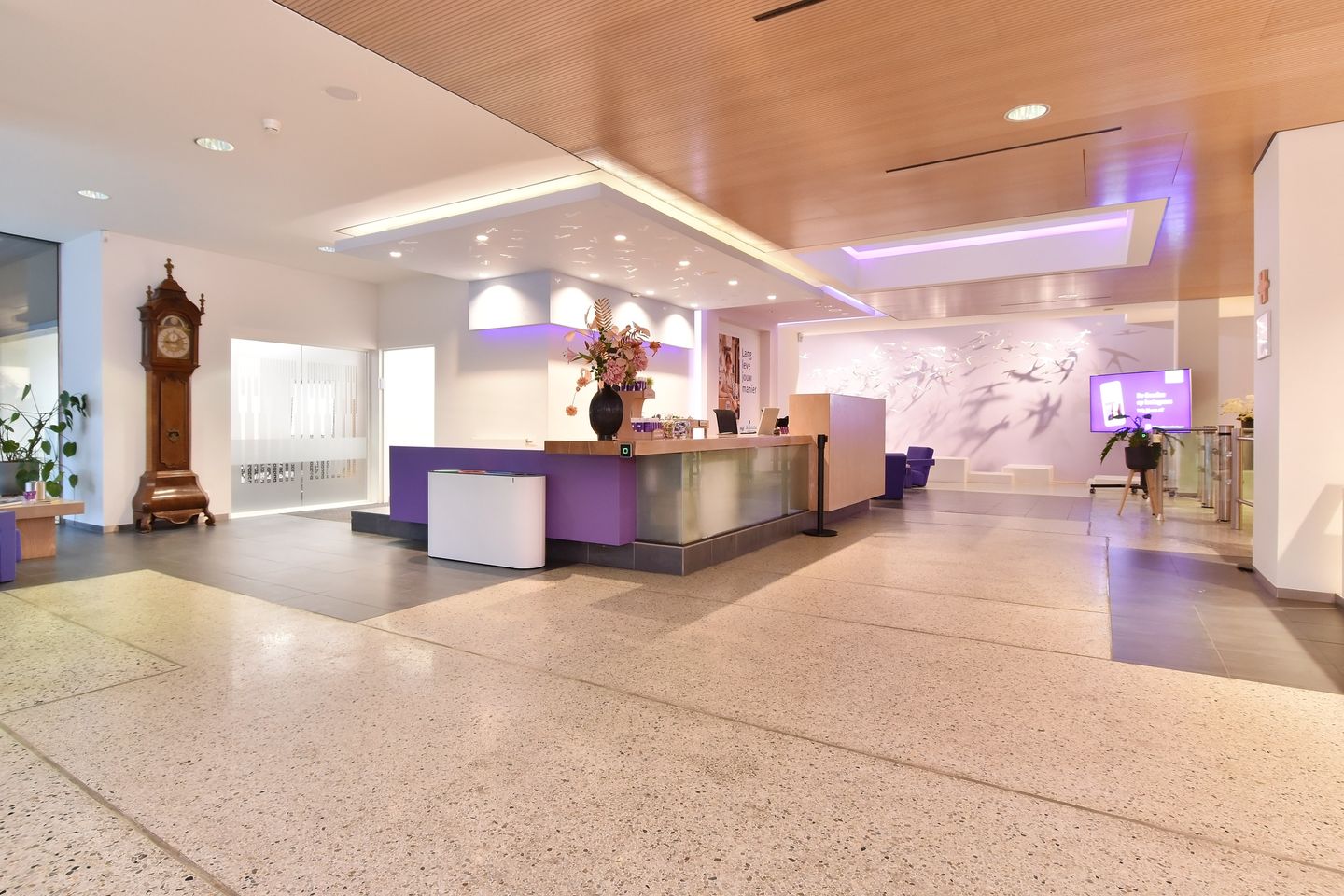 View photo 2 of Bouwmeesterplein 1