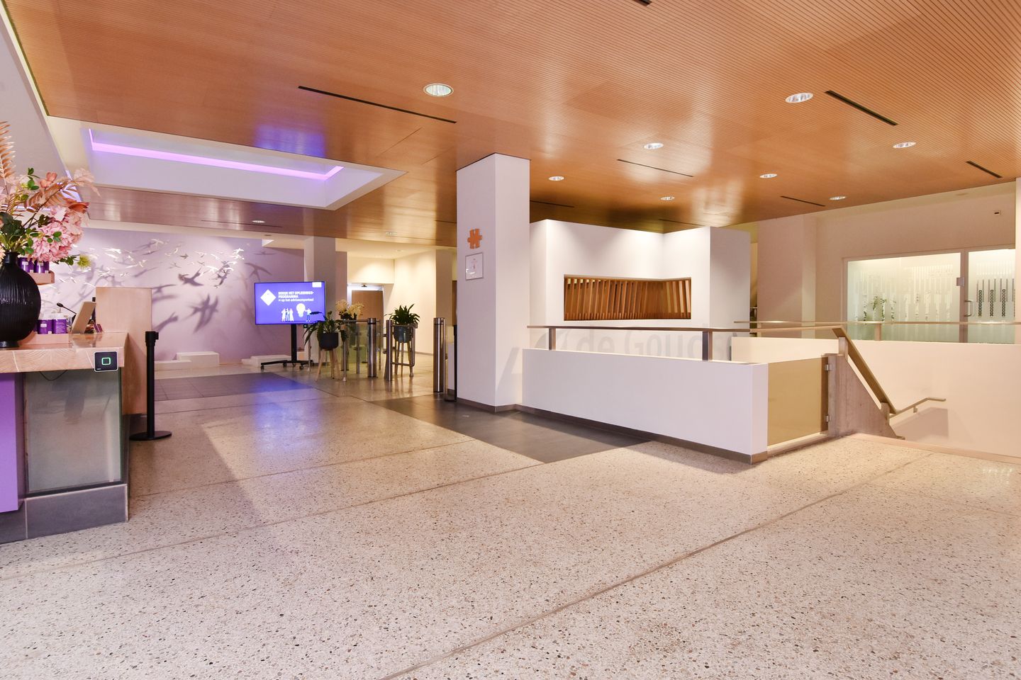 View photo 3 of Bouwmeesterplein 1