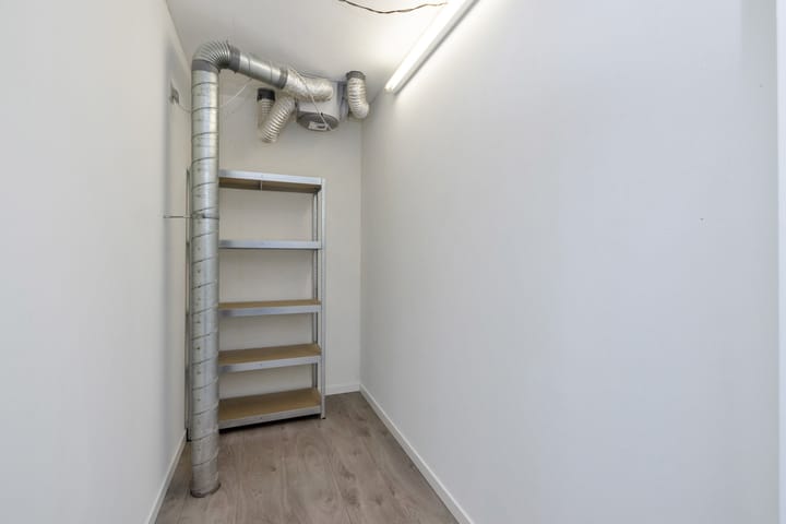 Photo 27 of Haya van Someren-Downerstraat 22