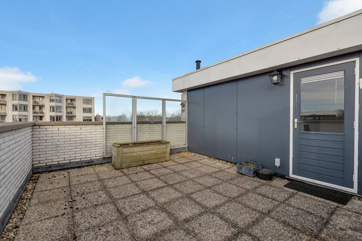 Photo 32 of Haya van Someren-Downerstraat 22