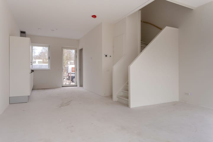 Photo 4 of Hugo de Vrieslaan 45