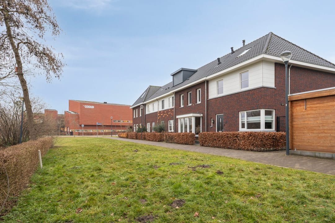 Photo 2 of Lakenvelderpad 19