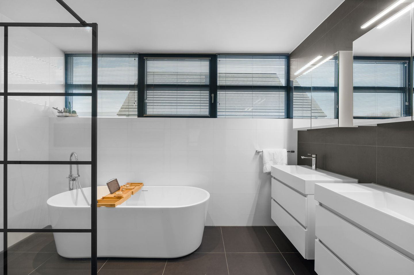 Photo 44 of Kamerlingh Onnesstraat 56