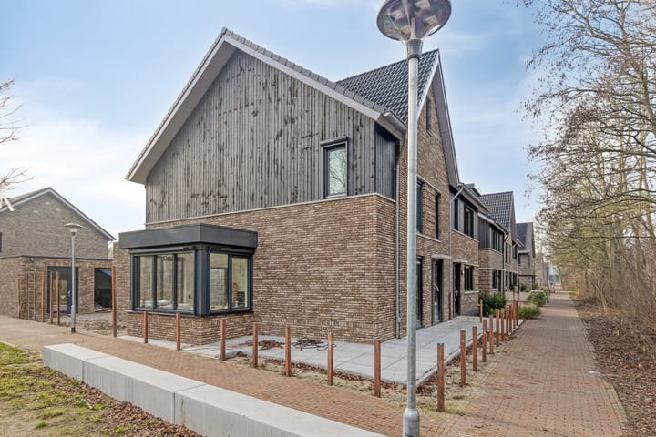 Foto 2 van Driemorgen 9