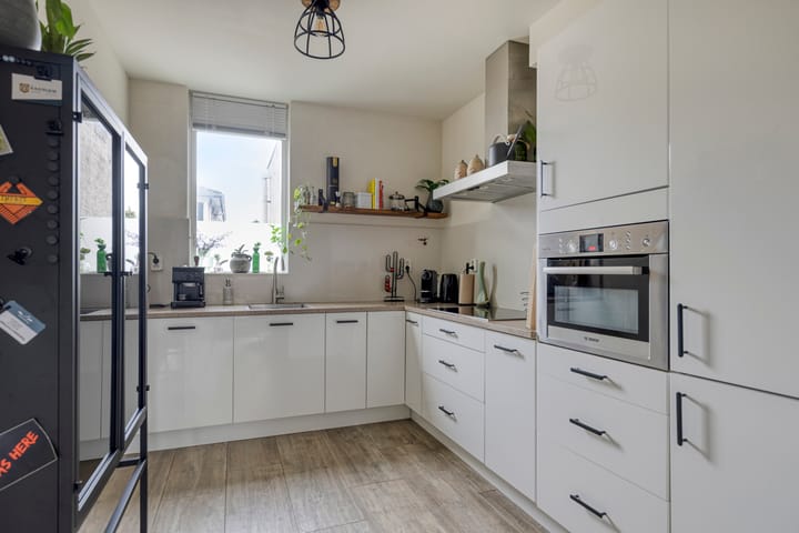 Photo 15 of Willem Pijperstraat 30