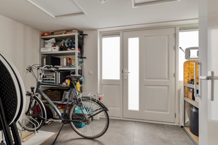 Photo 32 of Willem Pijperstraat 30