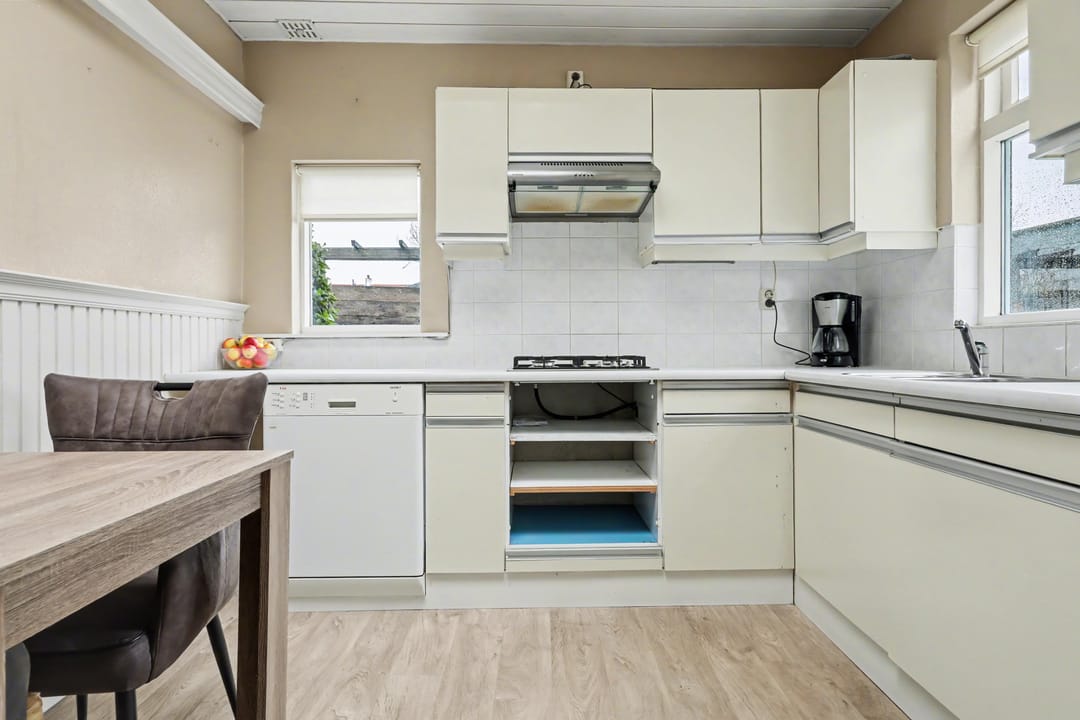 Photo 11 of Nazareth 1