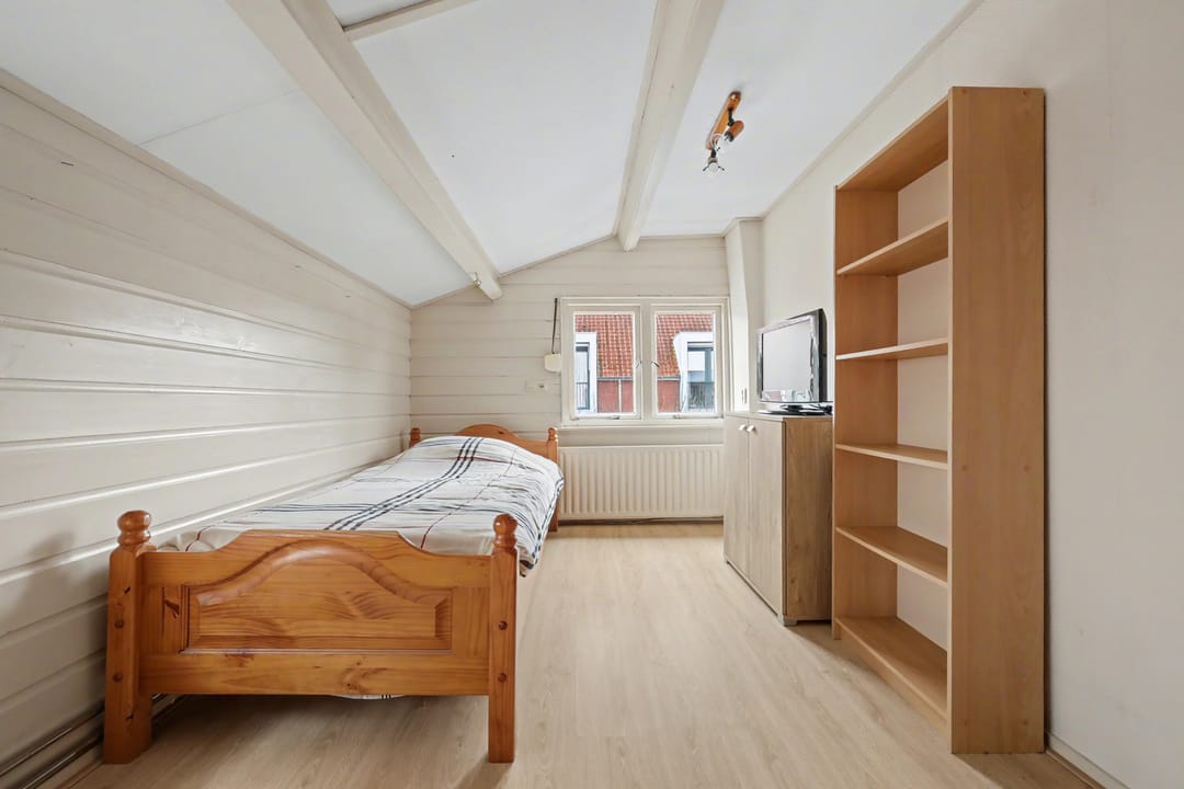 Photo 22 of Nazareth 1