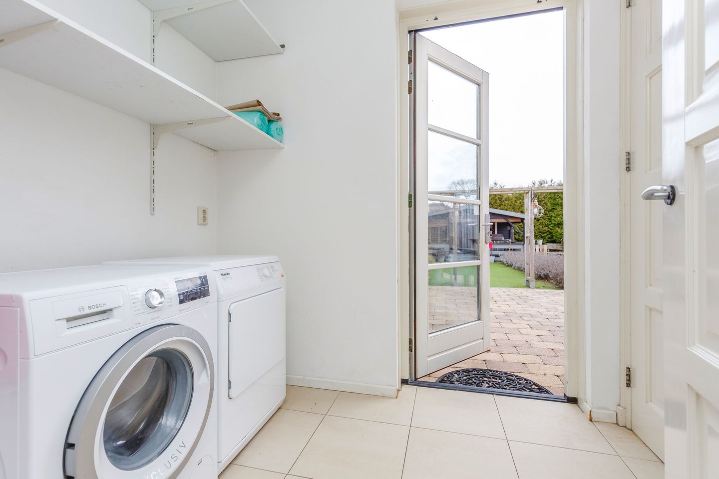 Photo 19 of Bernhardstraat 29
