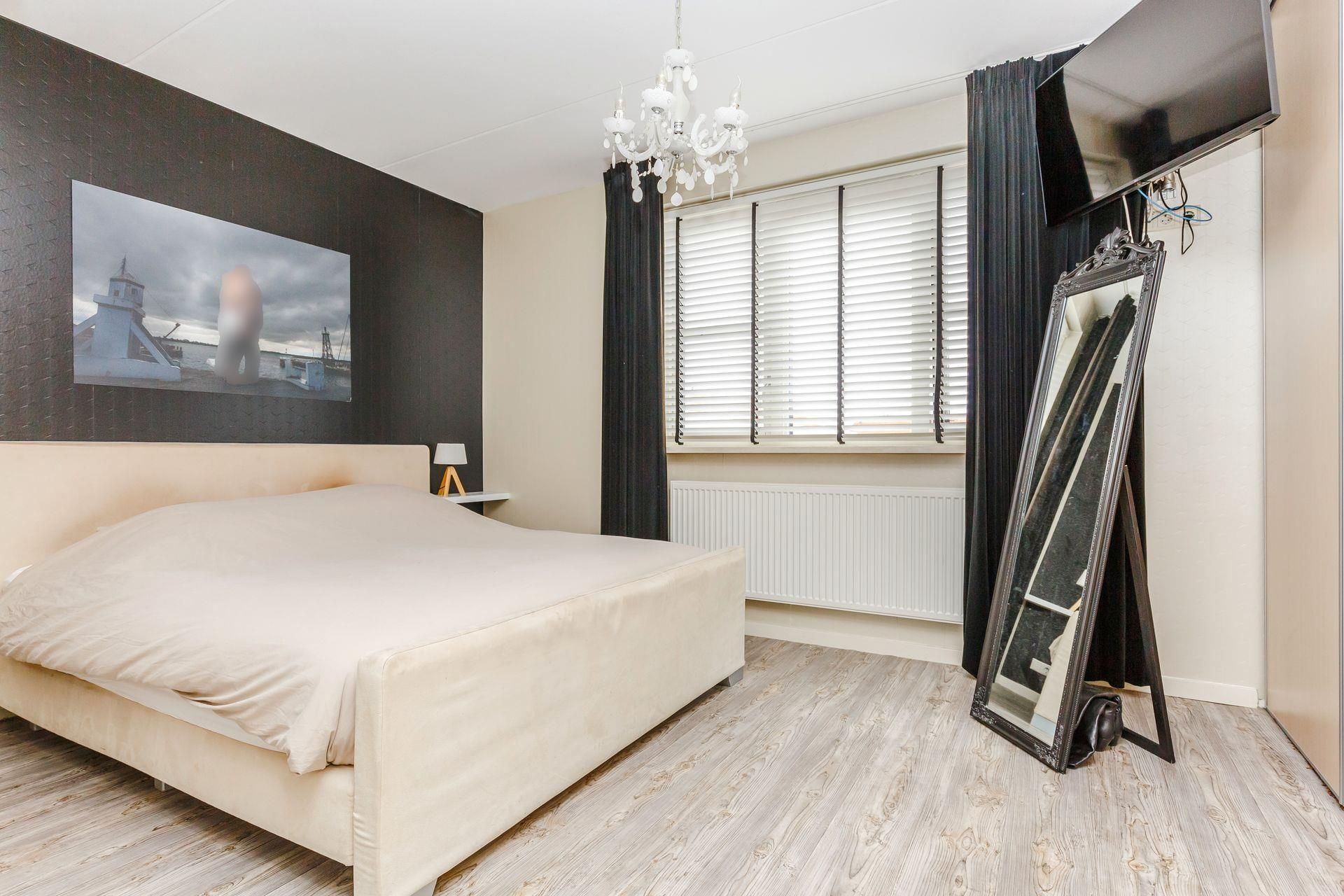 Photo 21 of Bernhardstraat 29