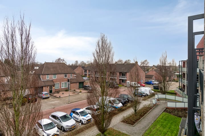 Foto 17 van Groningenlaan 135