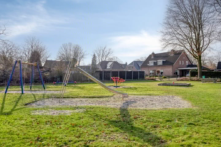 Photo 38 of De Zonnedauw 17