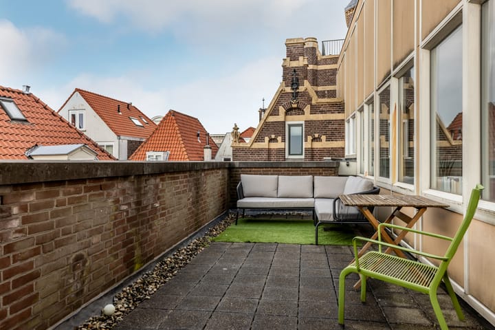 Photo 2 of Nobelstraat 19-A15