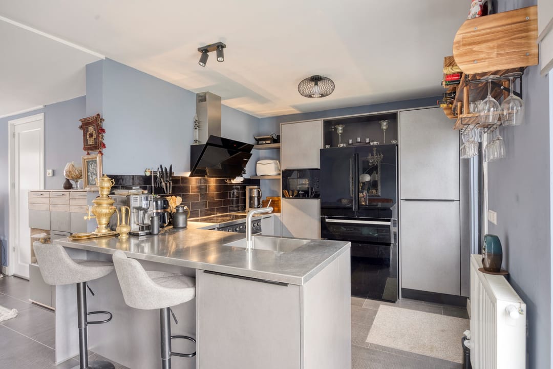 Photo 8 of Noordeinde 127