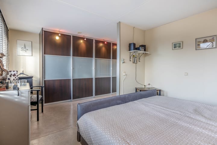 Photo 19 of Albert Schweitzerlaan 107