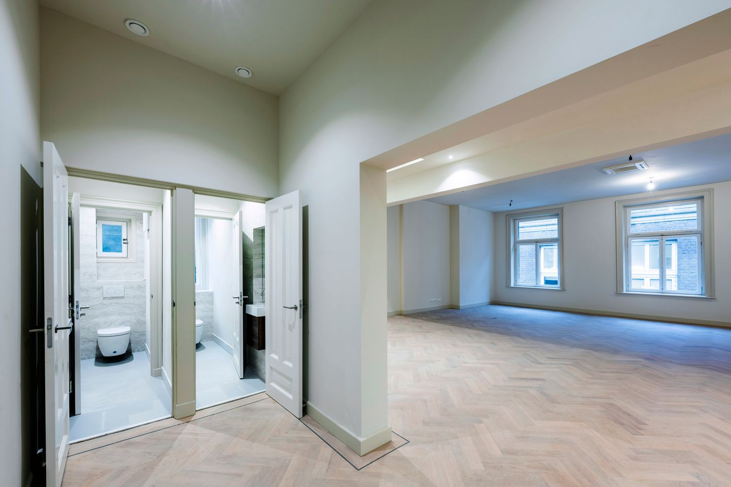 Bekijk foto 5 van Rokin 6