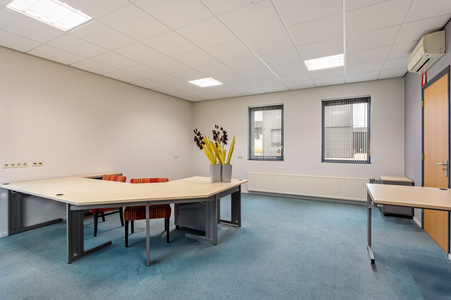 View photo 4 of Ainsworthstraat 33