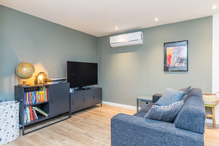 Photo 23 of Opfergeltstraat 6