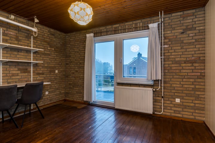 Photo 30 of Opfergeltstraat 6