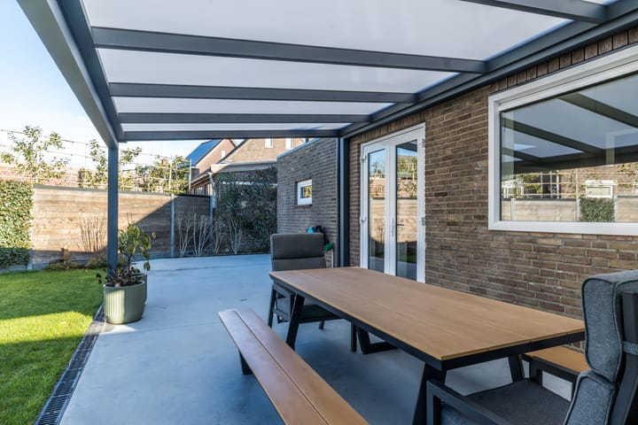 Photo 54 of Opfergeltstraat 6