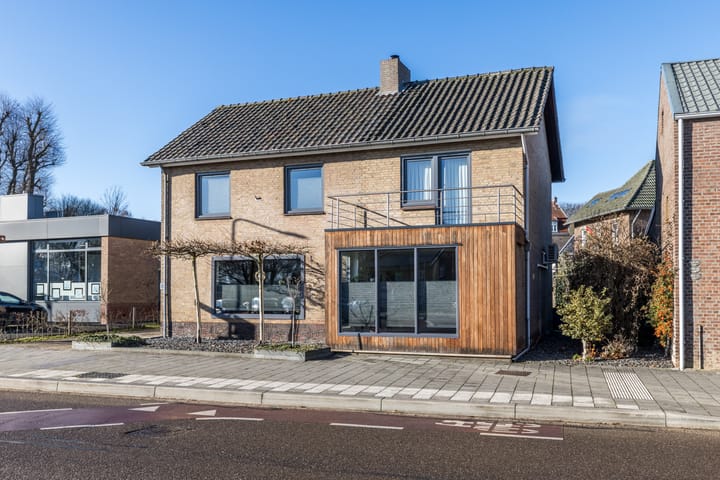 Photo 55 of Opfergeltstraat 6