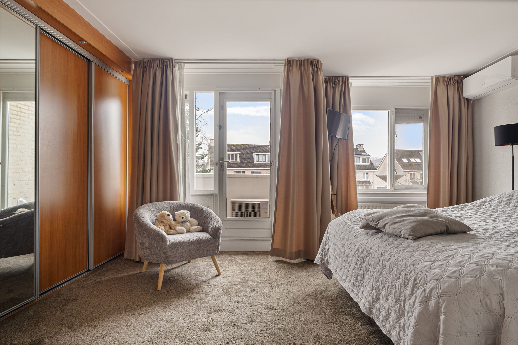 Foto 18 van Hondiusstraat 35