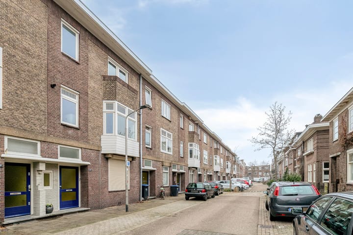 Photo 31 of Evertsenstraat 42