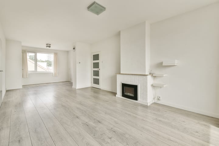 Zonnestein 114 main image