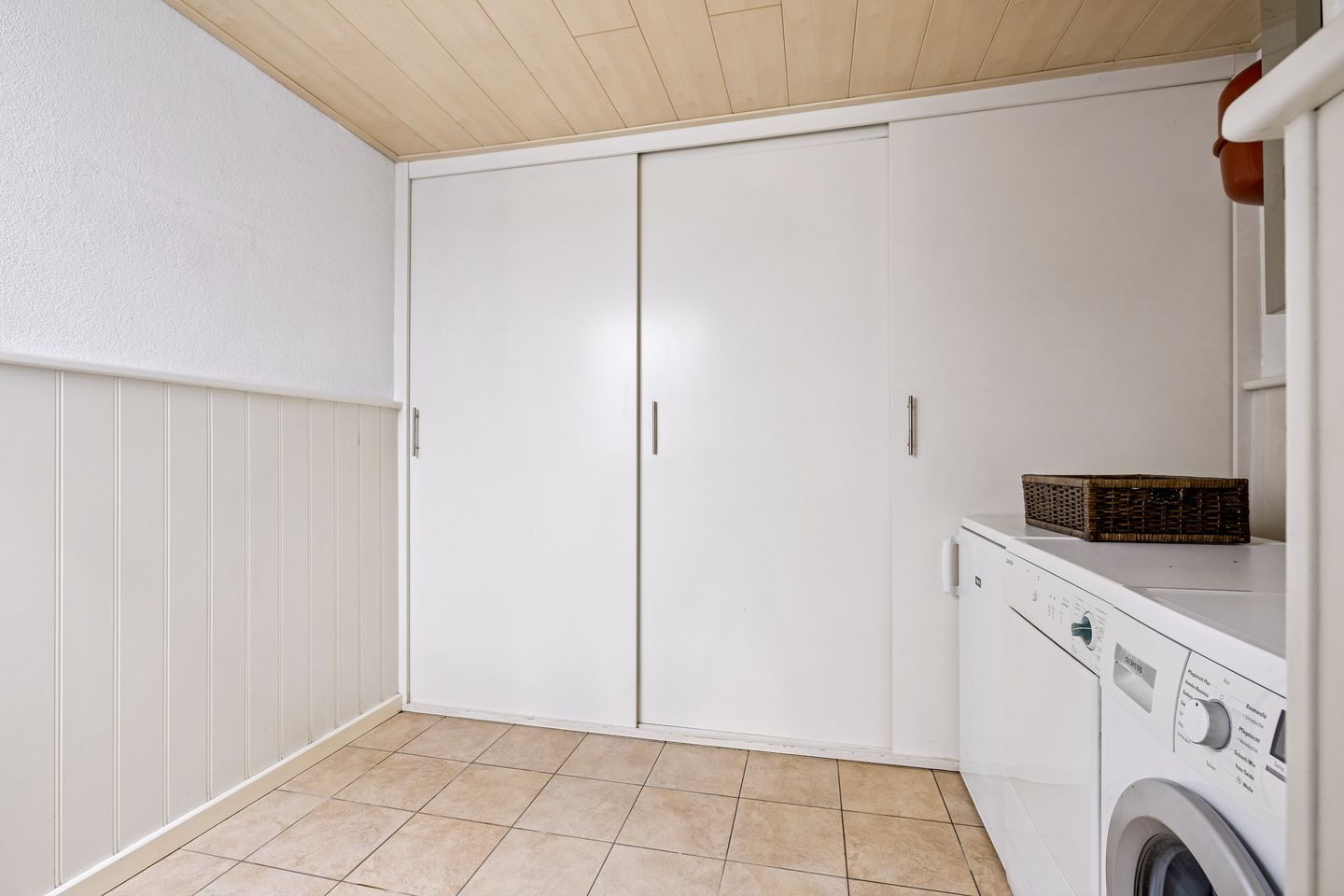 Photo 14 of Bijland 305