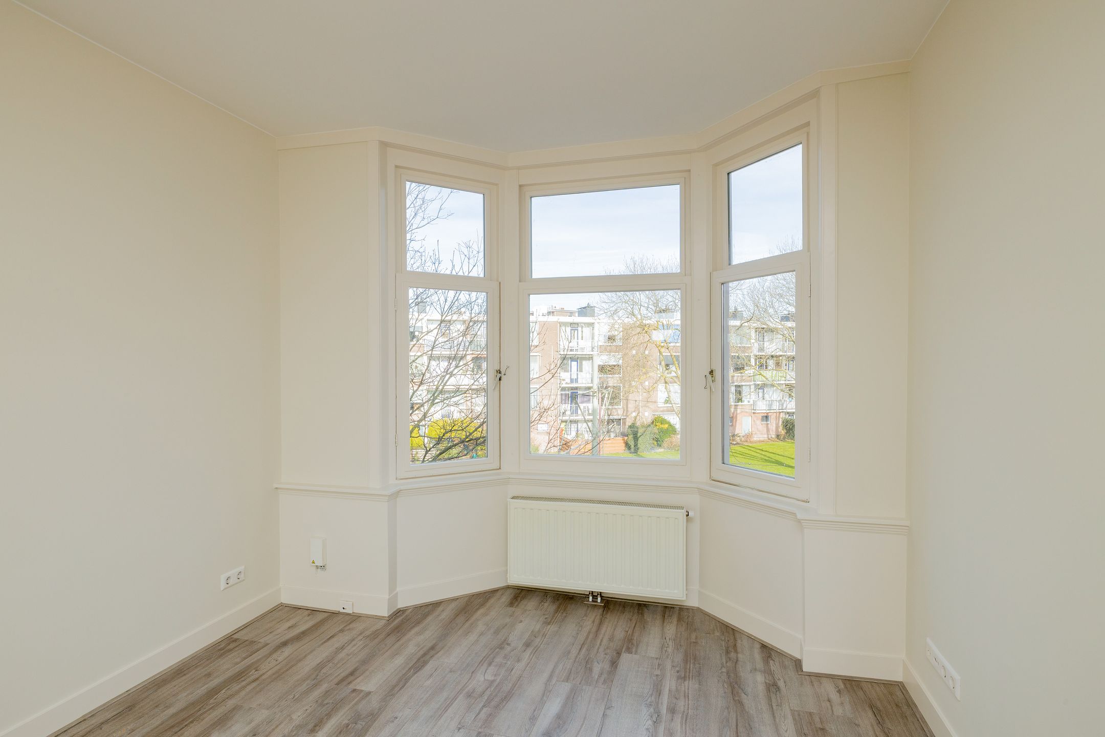 Foto 12 van Pisuissestraat 73